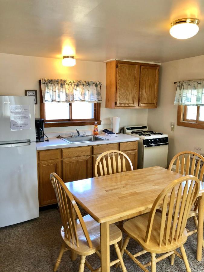 Miller'S Cottages Ontonagon Bagian luar foto